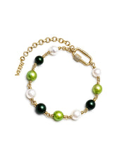 Load image into Gallery viewer, The Single Multi Green Pearl Bracelet in Yellow Gold