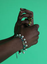 Load image into Gallery viewer, The Pearl Shape Bracelet in Yellow Gold