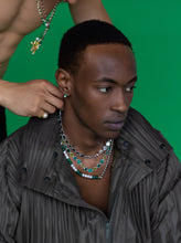 Load image into Gallery viewer, The Green Shape Necklace in Yellow Gold