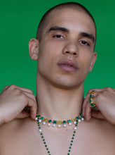 Load image into Gallery viewer, Green Pearl Shape Necklace in White Gold