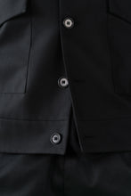 Load image into Gallery viewer, 100% VIRGIN WOOL STRUCTURED JACKET WITH REMOVABLE PIN