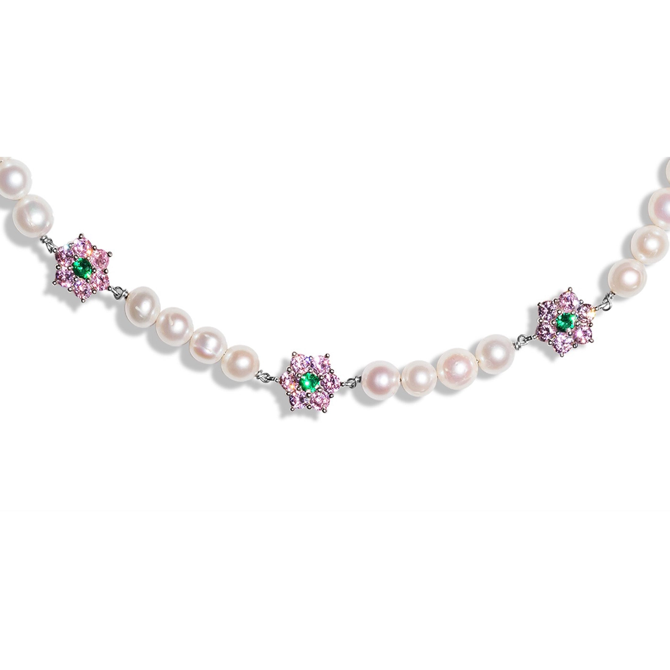 Verrt Pearl Necklace