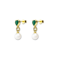 Load image into Gallery viewer, Green Onyx Freshwater Pearl Earring Pair