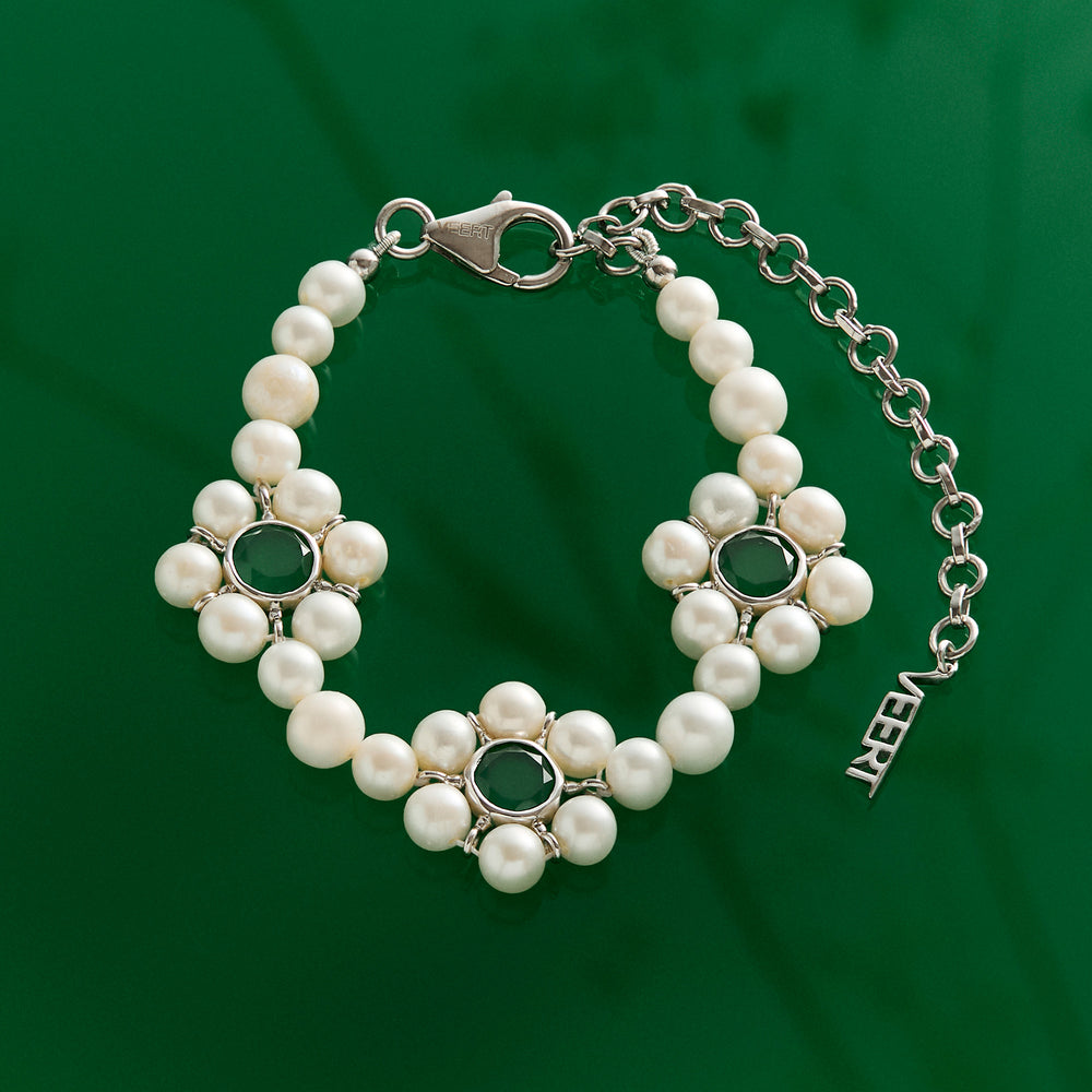 The Trio Flower Pearl Bracelet in White Gold