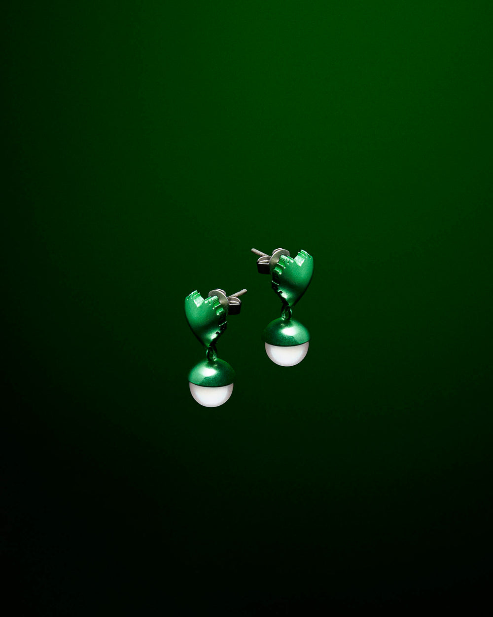 The Flame Heart Freshwater Pearl Earring in Green Coating