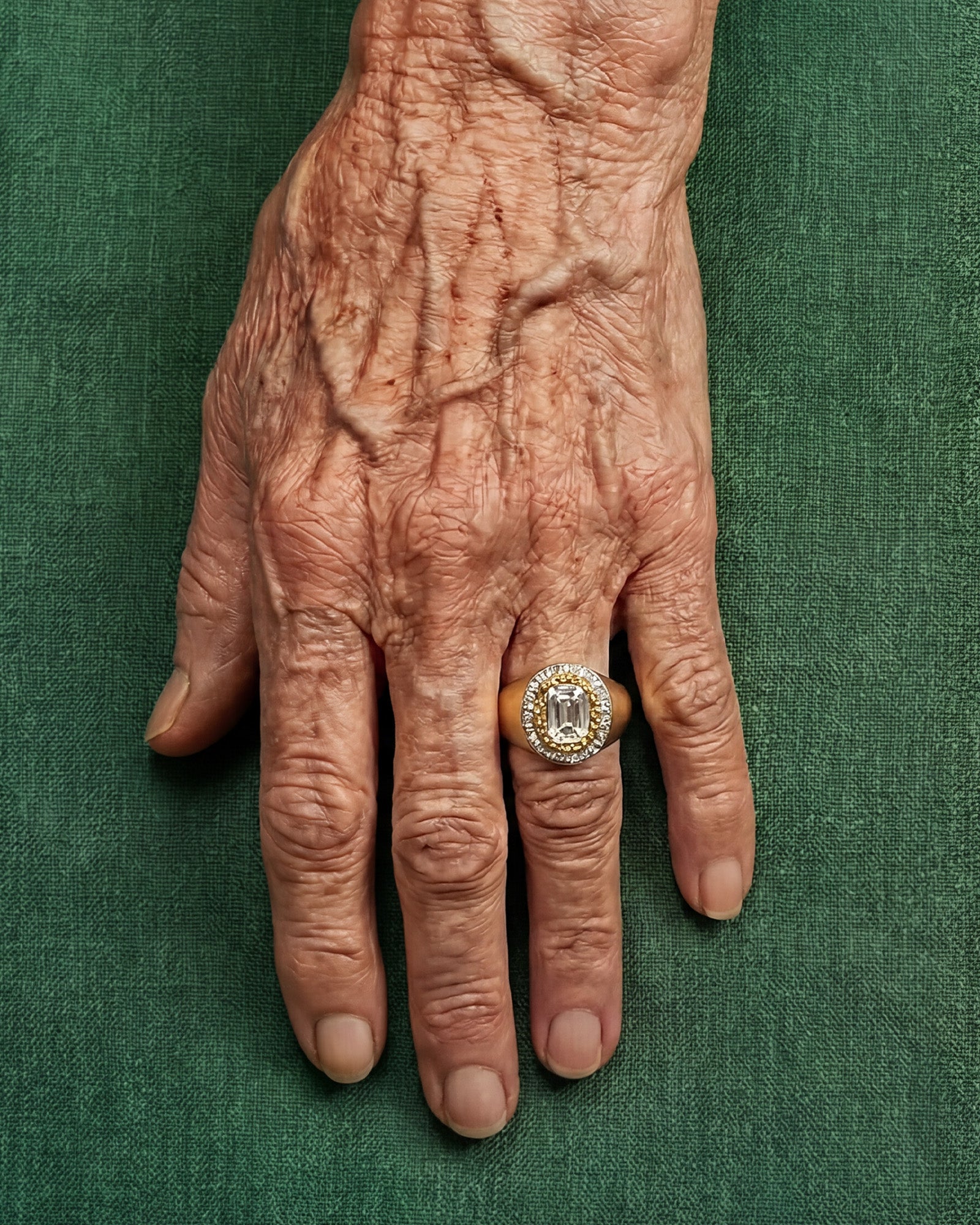 The Heritage Dual Tone Signet Ring in Yellow Gold