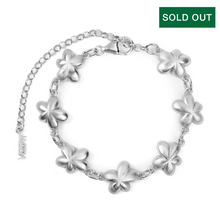 Load image into Gallery viewer, The Plain Flower Bracelet in White Gold
