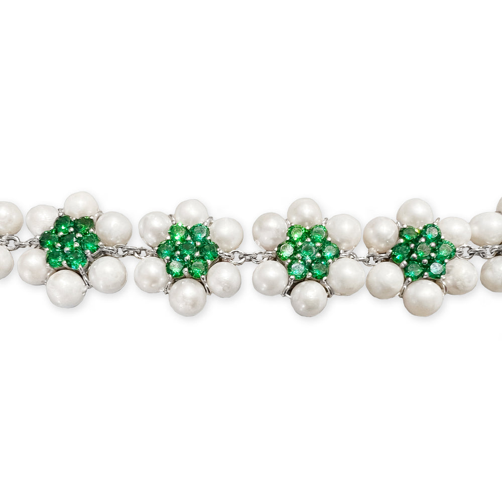 The 114 Pearl Green Flower Necklace in White Gold