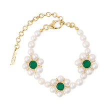 Load image into Gallery viewer, The Trio Flower Pearl Bracelet in Yellow Gold
