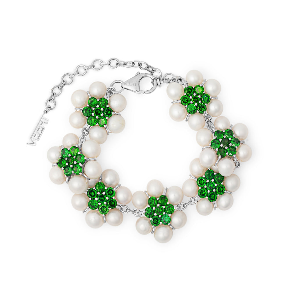 The 42 Pearl Green Flower Bracelet in White Gold