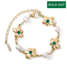Load image into Gallery viewer, The Green Pearl Flower Bracelet in Yellow Gold
