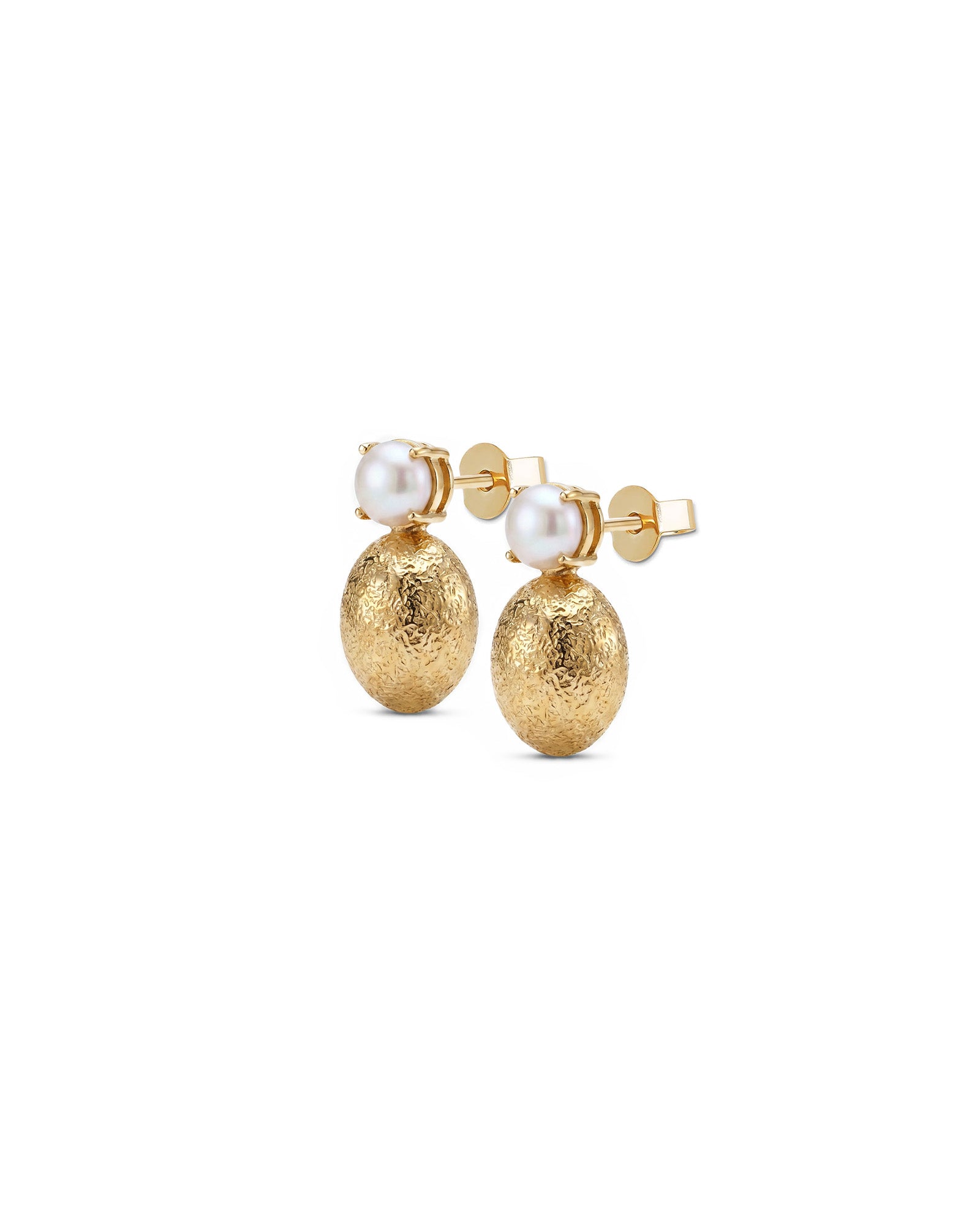 The Dome Pearl Earring in Yellow Gold