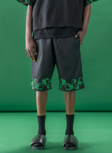 Load image into Gallery viewer, HEART EMBROIDERED SHORTS
