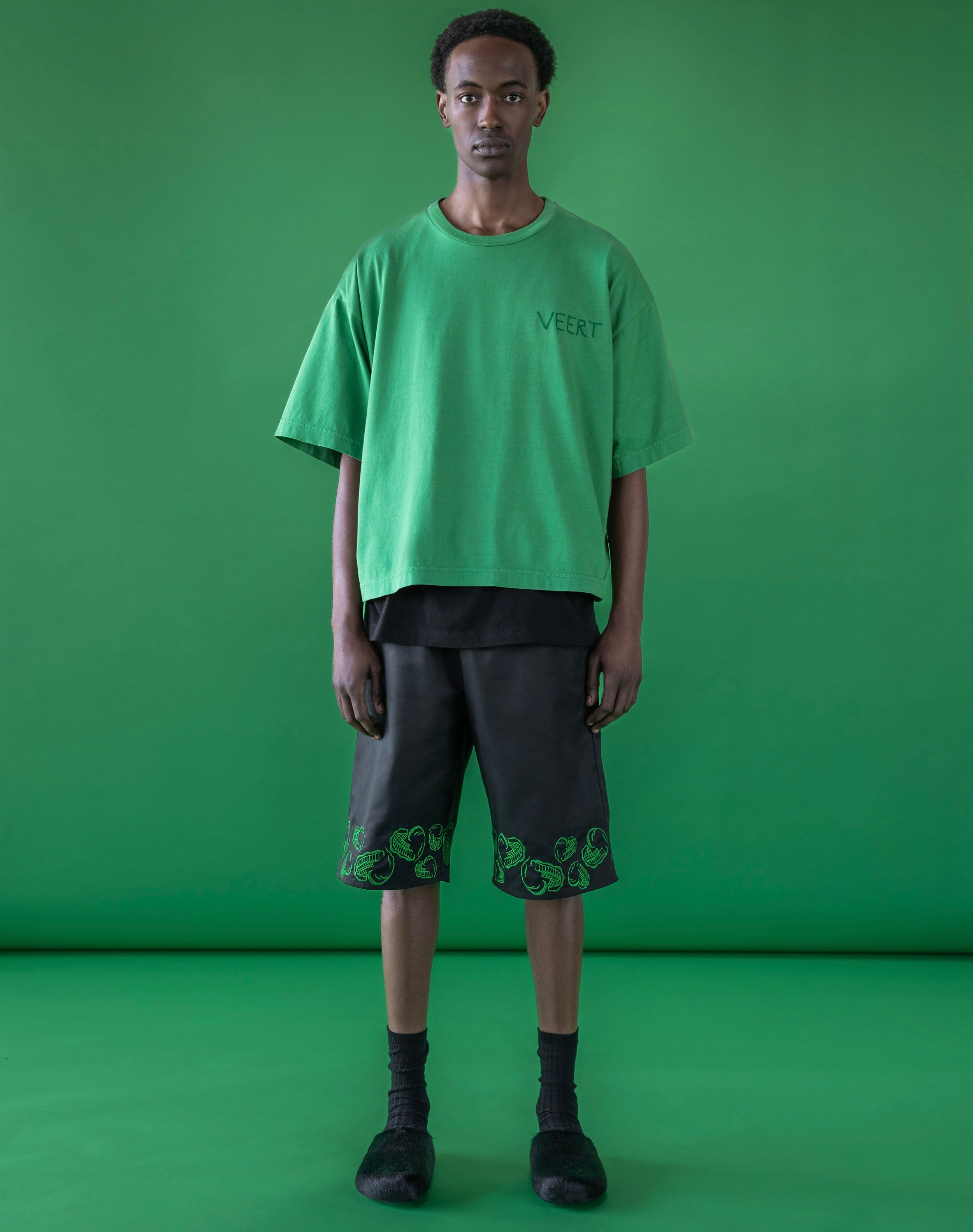 HANDWRITTEN EMBROIDERED T-SHIRT WASHED GREEN