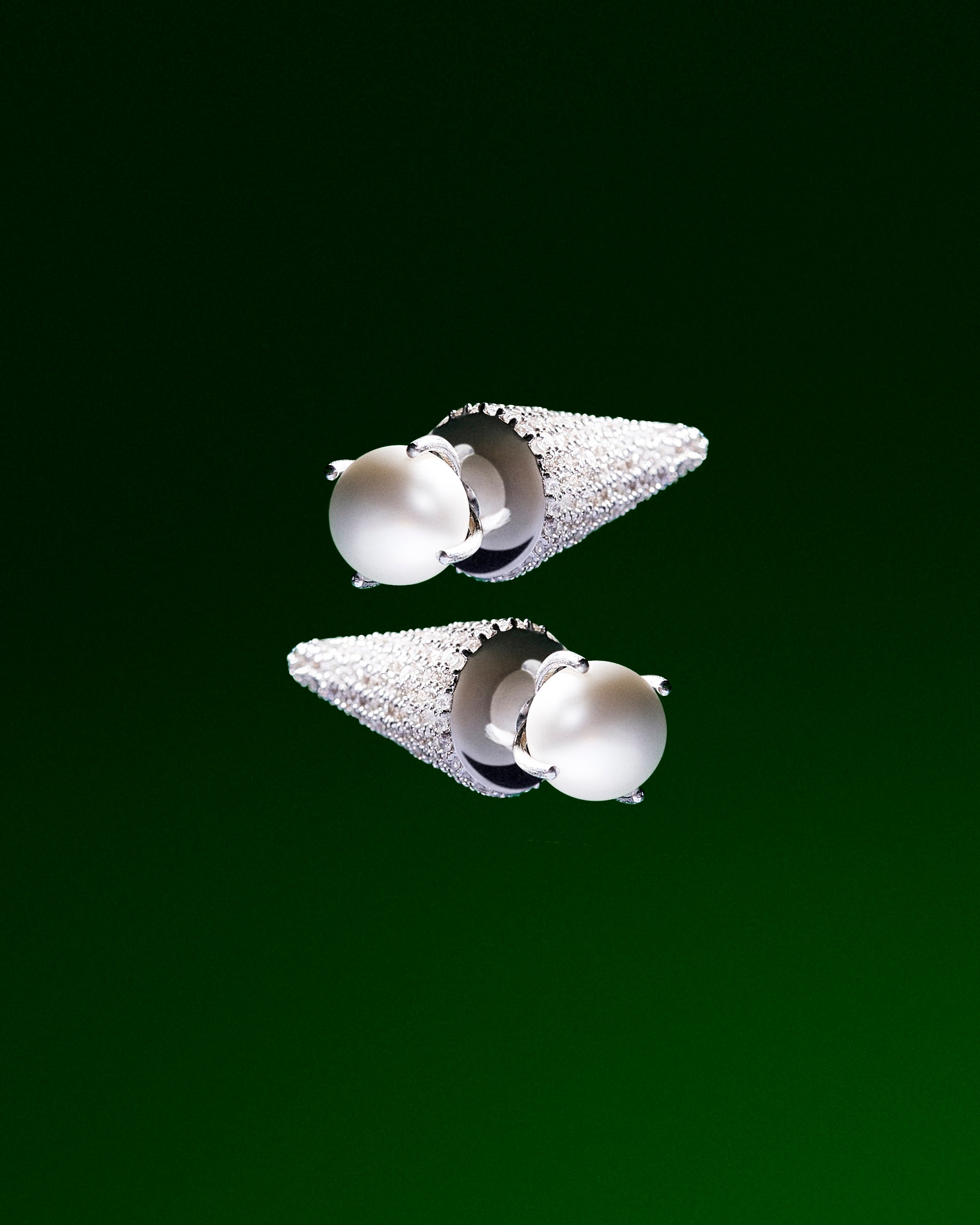 The Pearl Spike Earring Pair