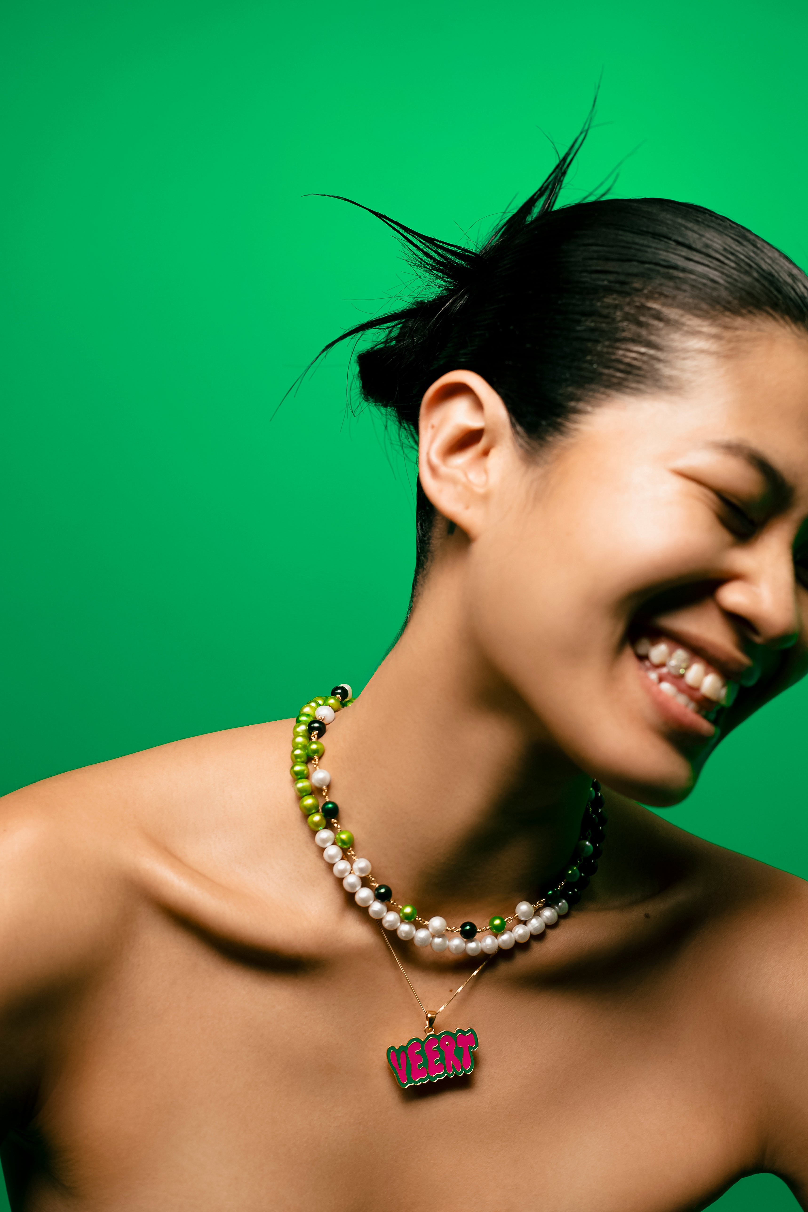 Buy Karatcart Pastel Green and Pink Kundan Choker Necklace Set with  Earrings and Maangtikka Online